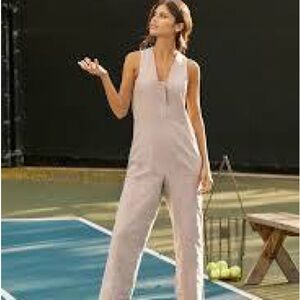 Stylish Women's Jumpsuit in Light Gray